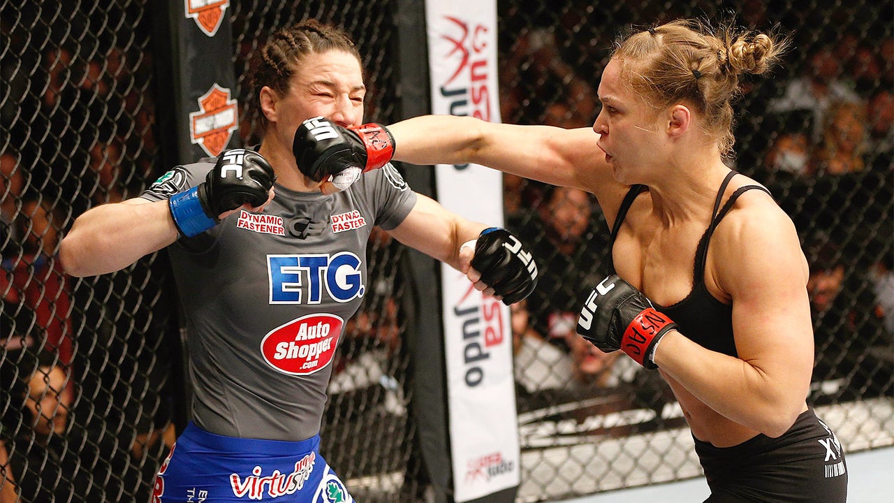 FIGHT BLOG RECAP: Rousey TKO's McMann in record time